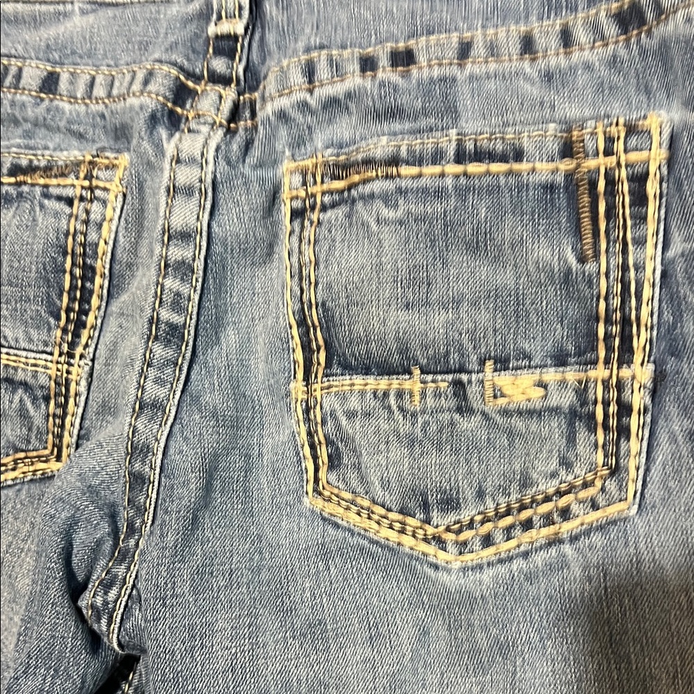 Classic Blue Men's Jeans - Picture 6 of 8